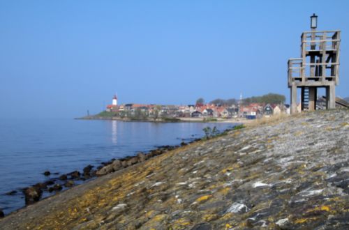 Vanuit Lelystad naar voormalig eiland Urk met Taxi Tijd Lelystad